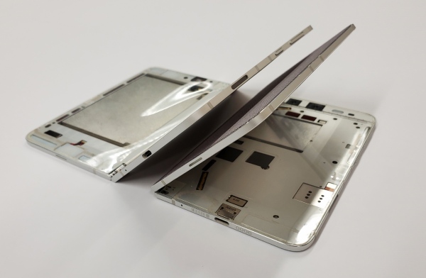 Folding Android phone