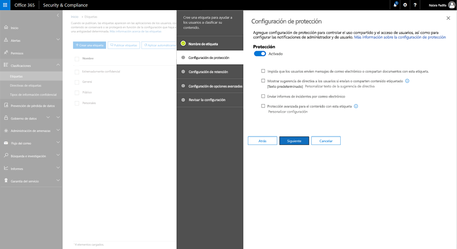 Captura de pantalla en la que se muestran las opciones de configuración de protección en el Centro de seguridad y cumplimiento.