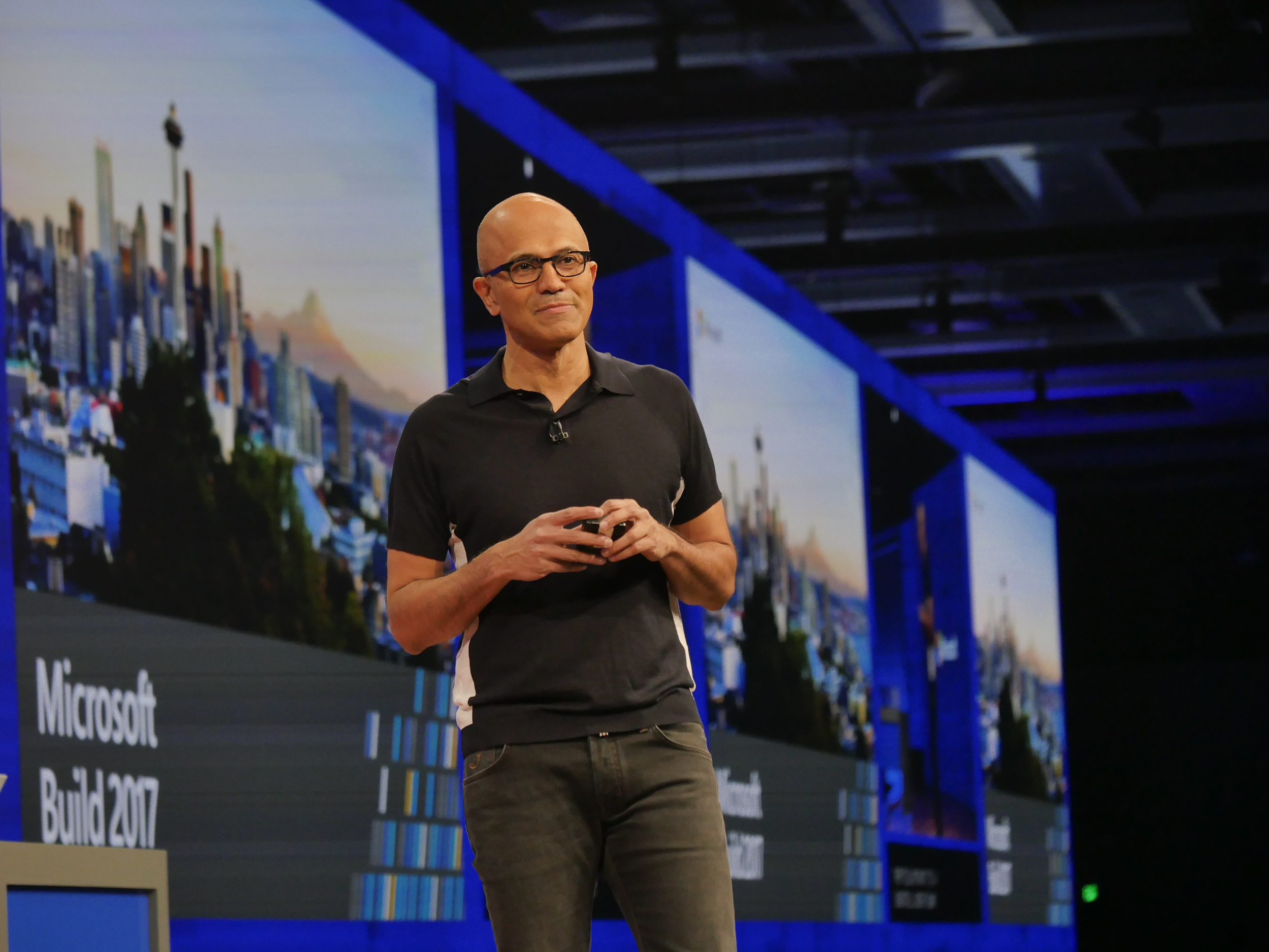 Microsoft build 2019. Microsoft build Сатья Наделла. Искусственный интеллект Майкрософт. Игорь Майкрософт. Майкрософт 2017.