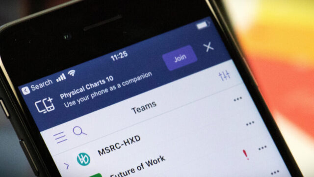 Microsoft Teams companion mode join banner on mobile.