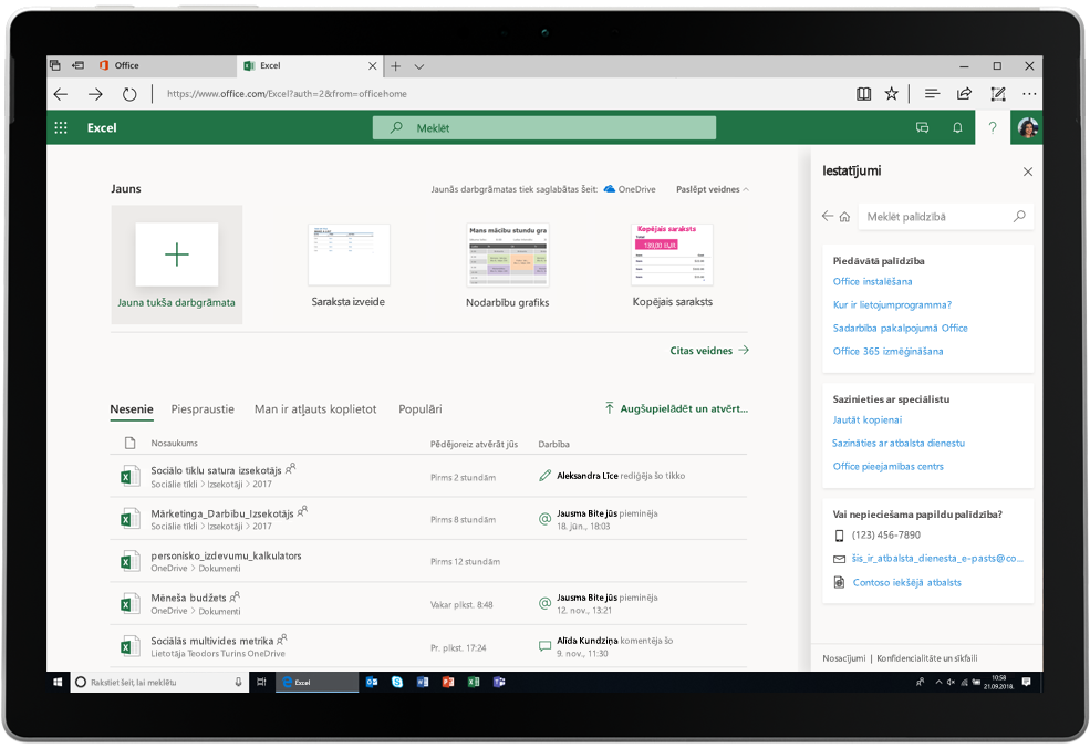 Ekrānuzņēmums, kurā redzama pakalpojumā Office Online atvērta Excel cilne.