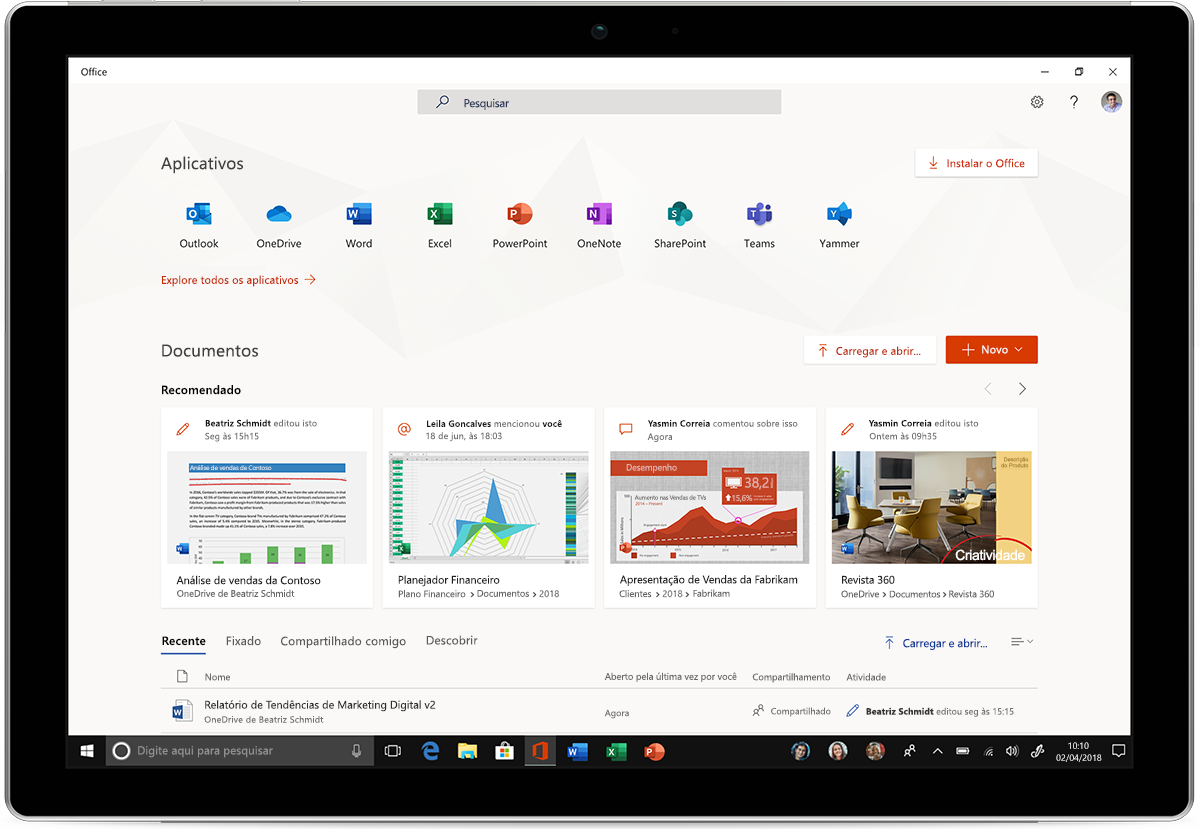 Imagem de um tablet mostrando o novo aplicativo do Office para Windows 10.